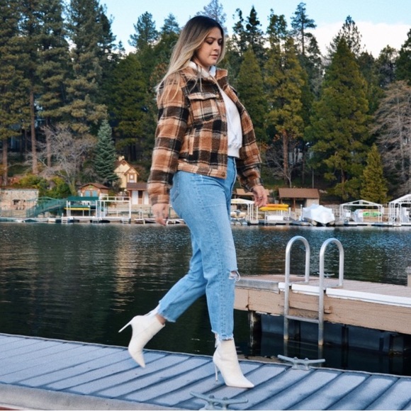 Flying Monkey Distressed Mid Rise Mom Jeans - Picture 2 of 6